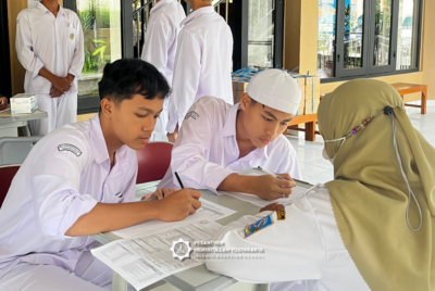 Pesantren Hidayatullah Yogyakarta Gelar Screening dan Edukasi TB bagi Santri